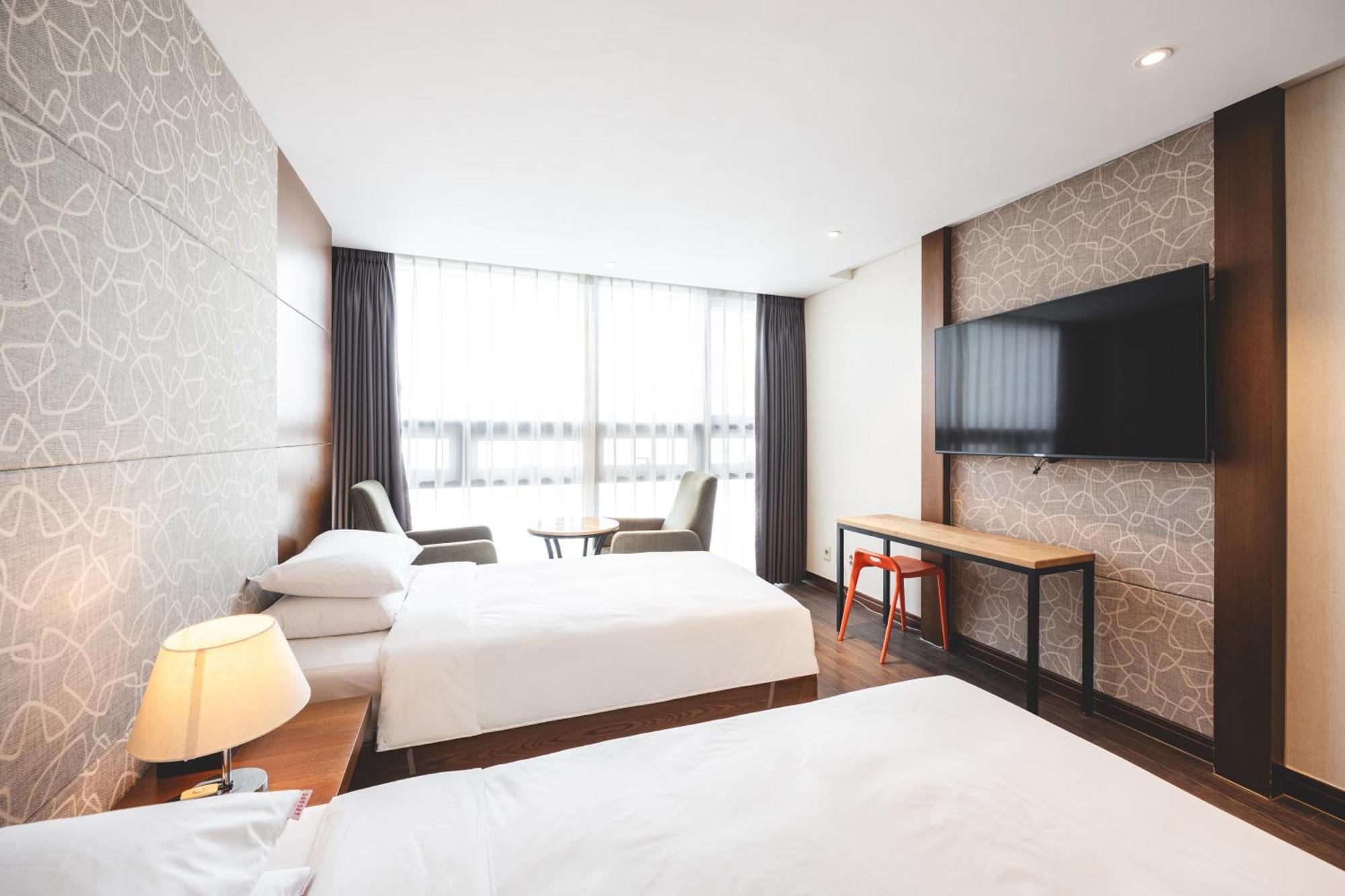 בוסאן Sunset Hotel חדר תמונה