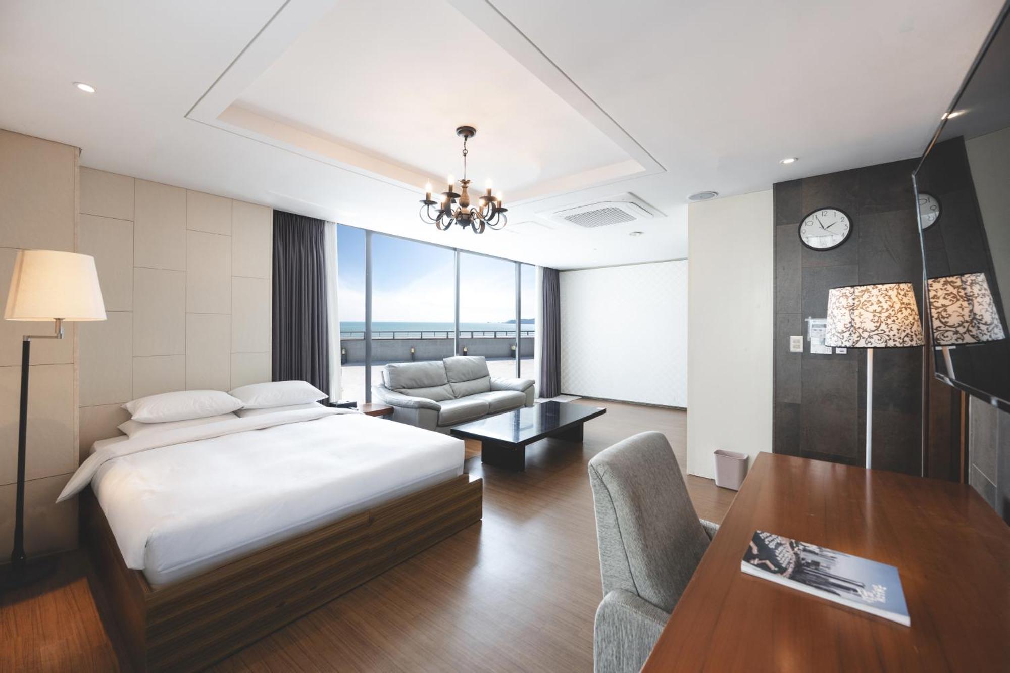בוסאן Sunset Hotel חדר תמונה