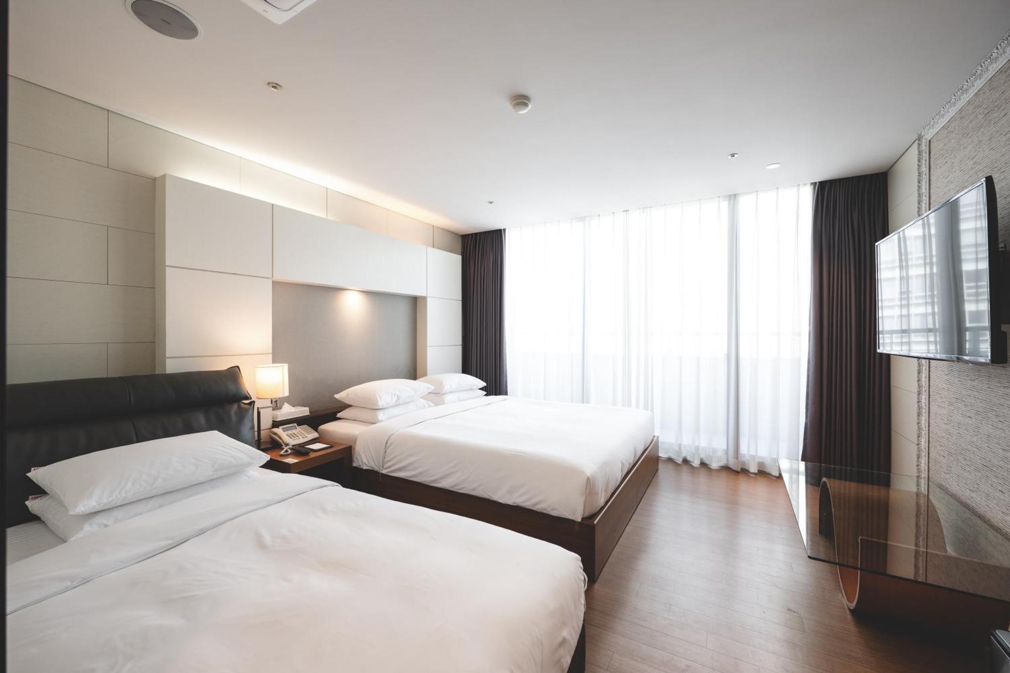 בוסאן Sunset Hotel חדר תמונה