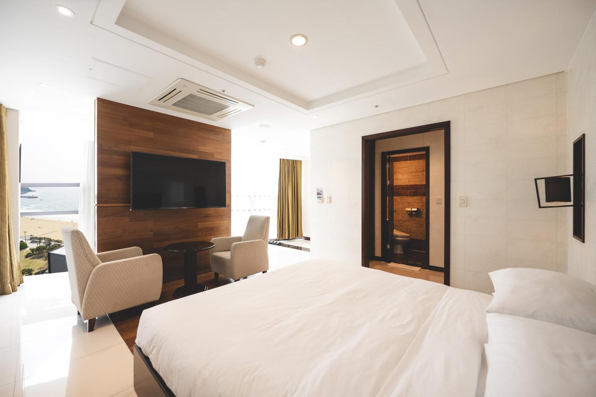 בוסאן Sunset Hotel חדר תמונה